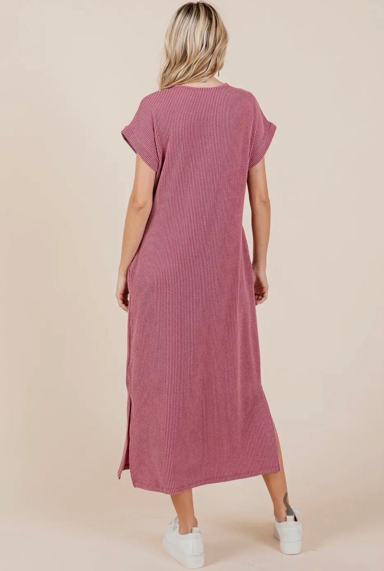 Mauve Urban Ribbed Knit Midi Dress
