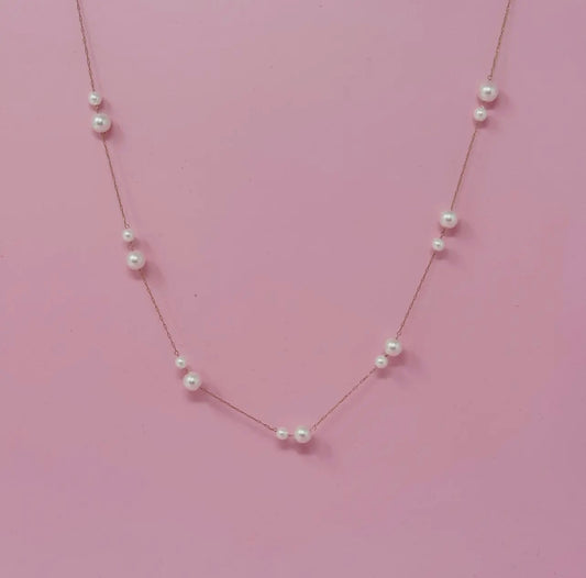 Lovely Lady Dainty Pearl Necklace