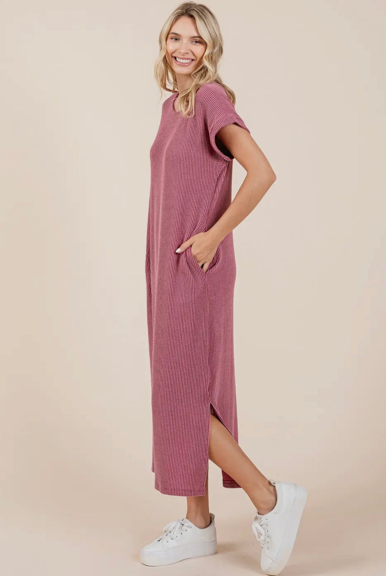 Mauve Urban Ribbed Knit Midi Dress